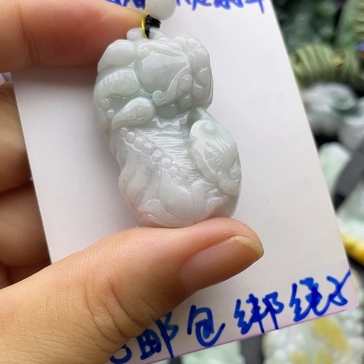 颈饰未镶嵌翡翠天然翡翠