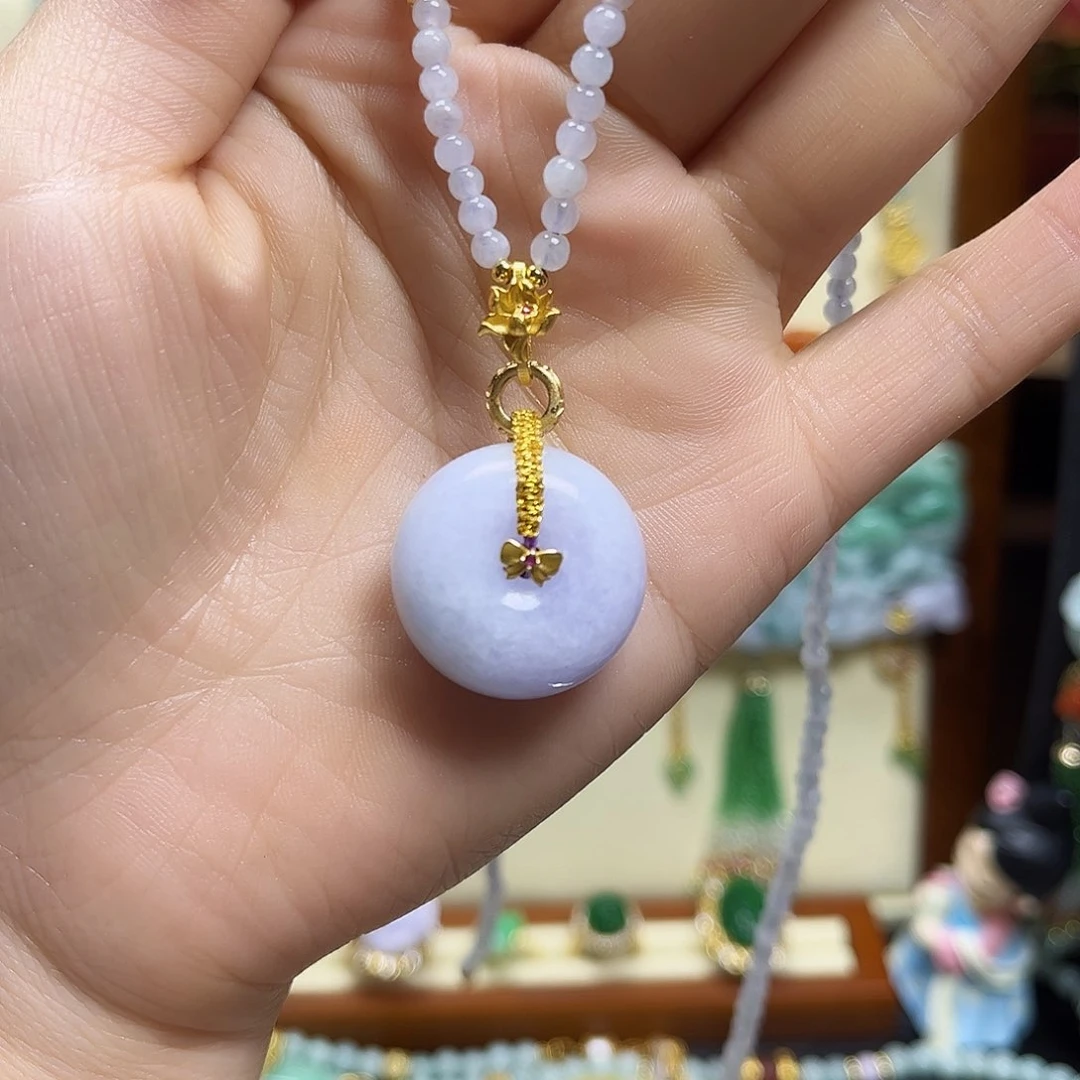 翡翠颈饰未镶嵌天然翡翠