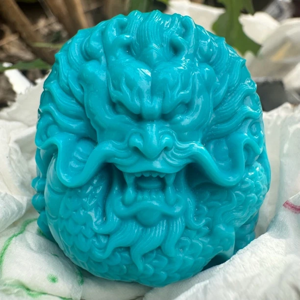 天然原矿绿松石雕刻