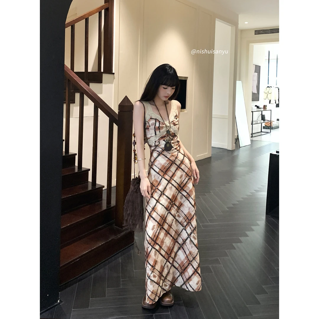 溺水三鱼【假日印象】法式气质格纹晕染扭结吊带连衣裙度假背心长裙