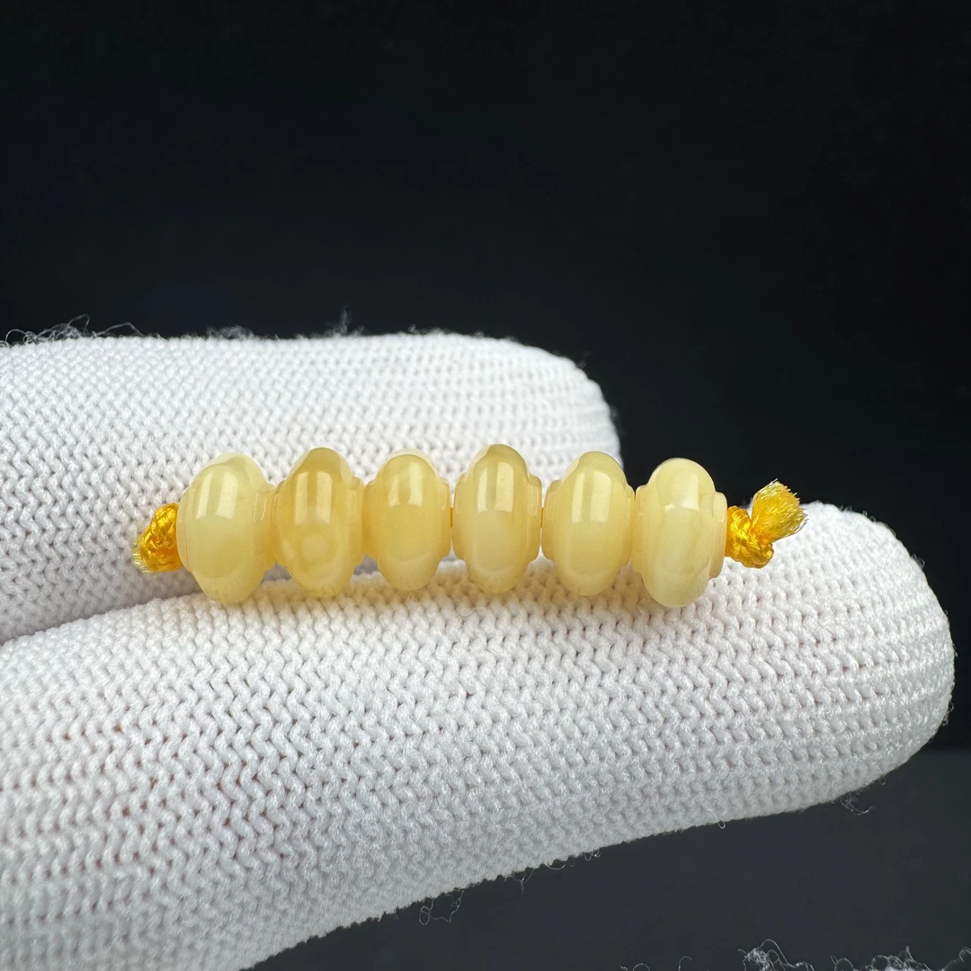K4122天然原矿蜜蜡 隔珠8mm支持复检假一罚十