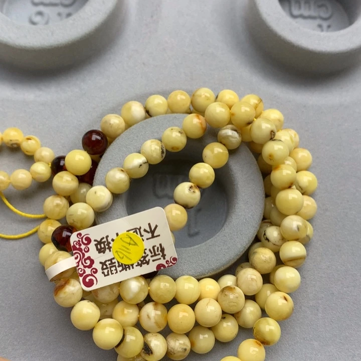 未镶嵌琥珀珠宝奇石1