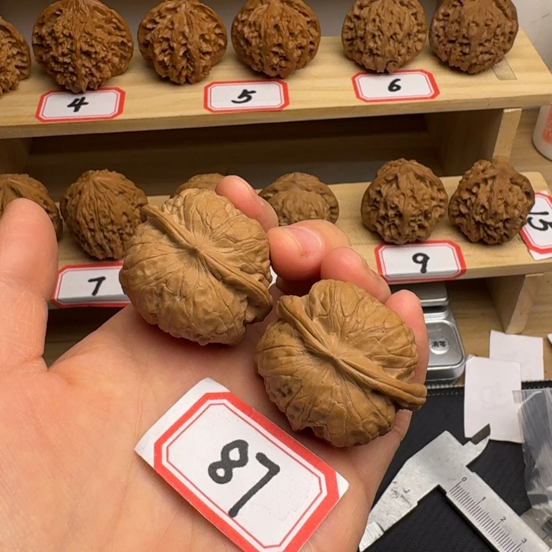 文玩核桃把件全品39尺达摩