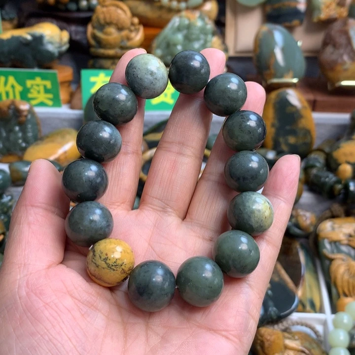 岫岩河磨玉（透闪石质玉）未镶嵌手把件