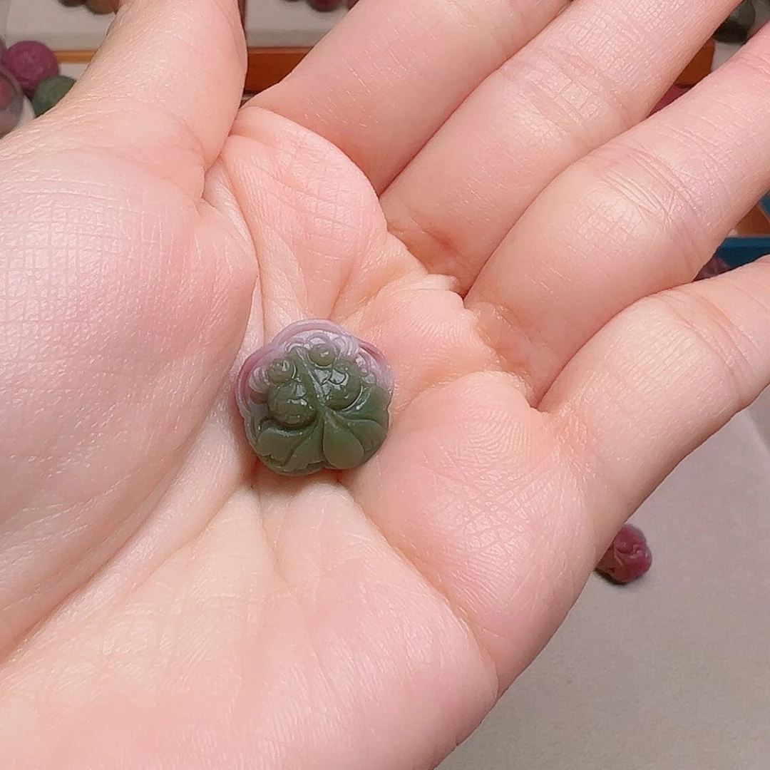 未镶嵌定制石英质玉（盐源）西**子