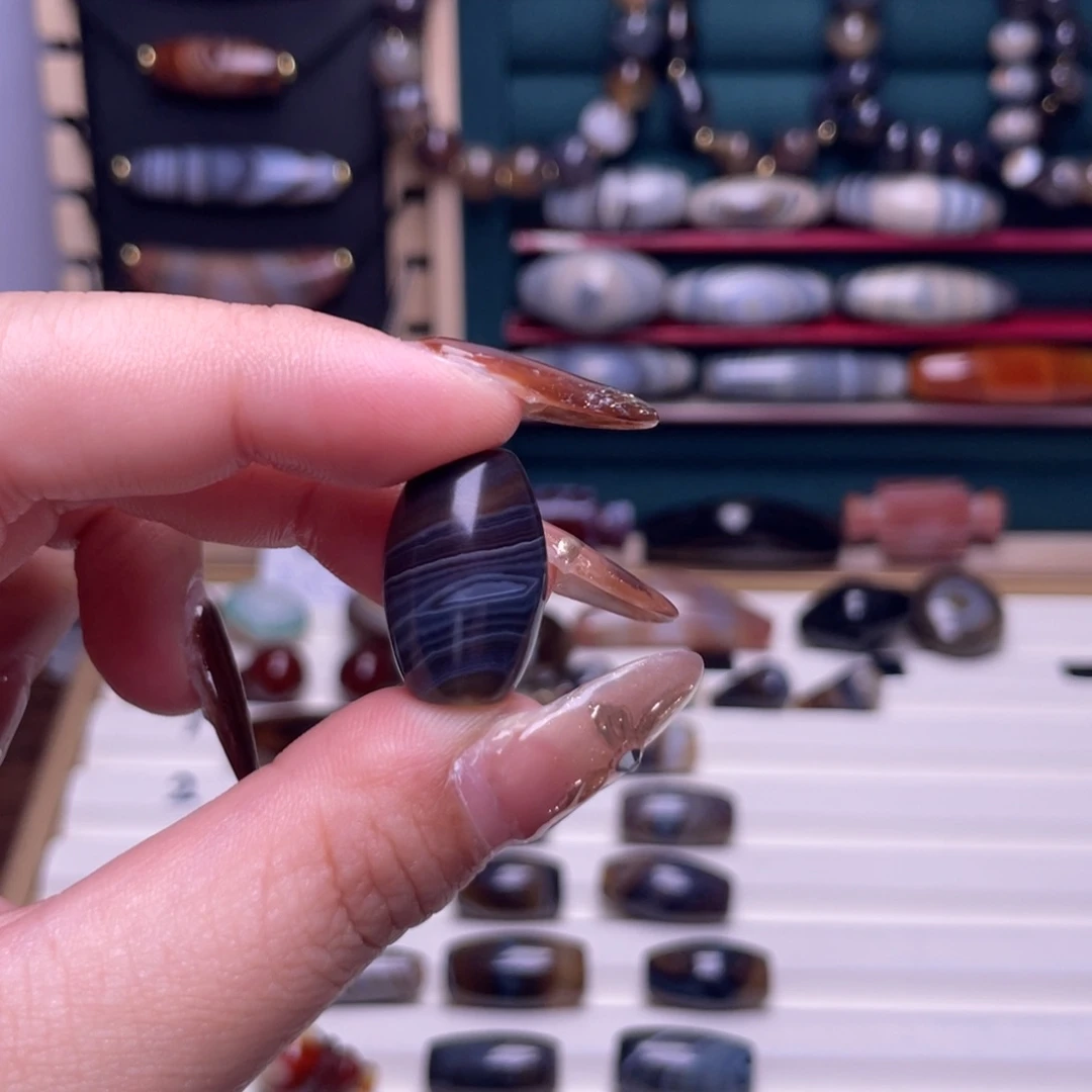 小***藏玛瑙/玉髓合金颈饰