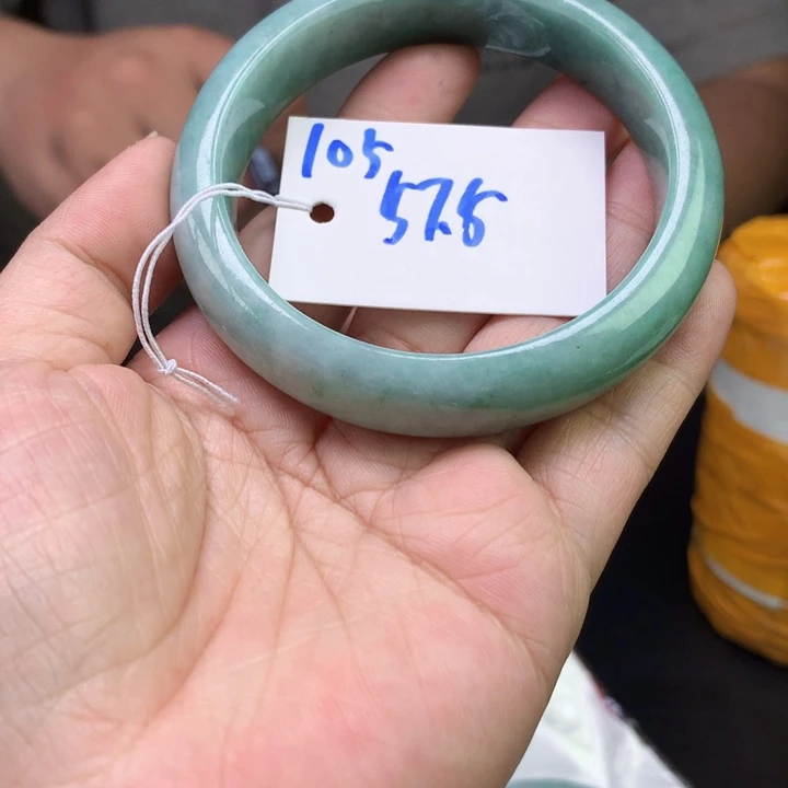 未镶嵌手镯翡翠105