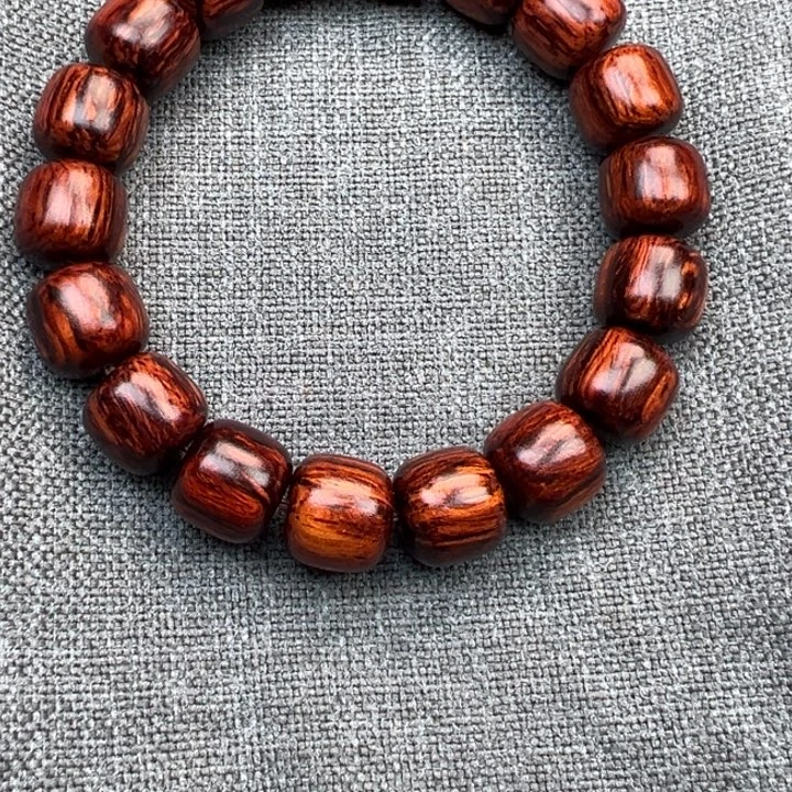 文***森花梨木类红降1.2老型黑金火焰纹（瑕疵）