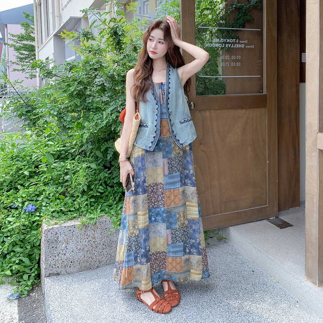 复古度假风绣花牛仔马甲连衣裙套装女2025夏新款印花吊带裙两件套
