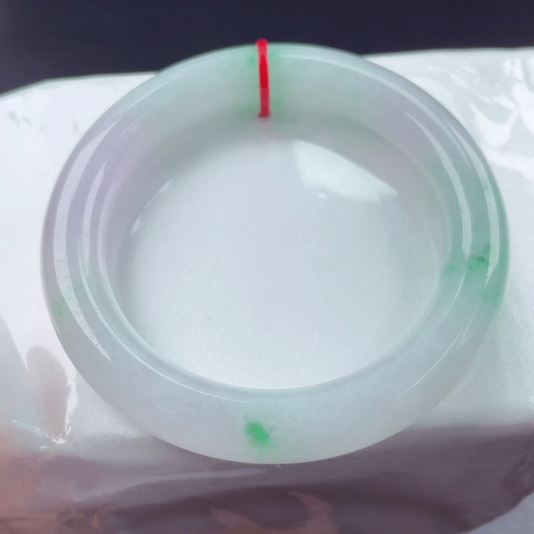 ****T翡翠未镶嵌手镯5859圈 （25501）