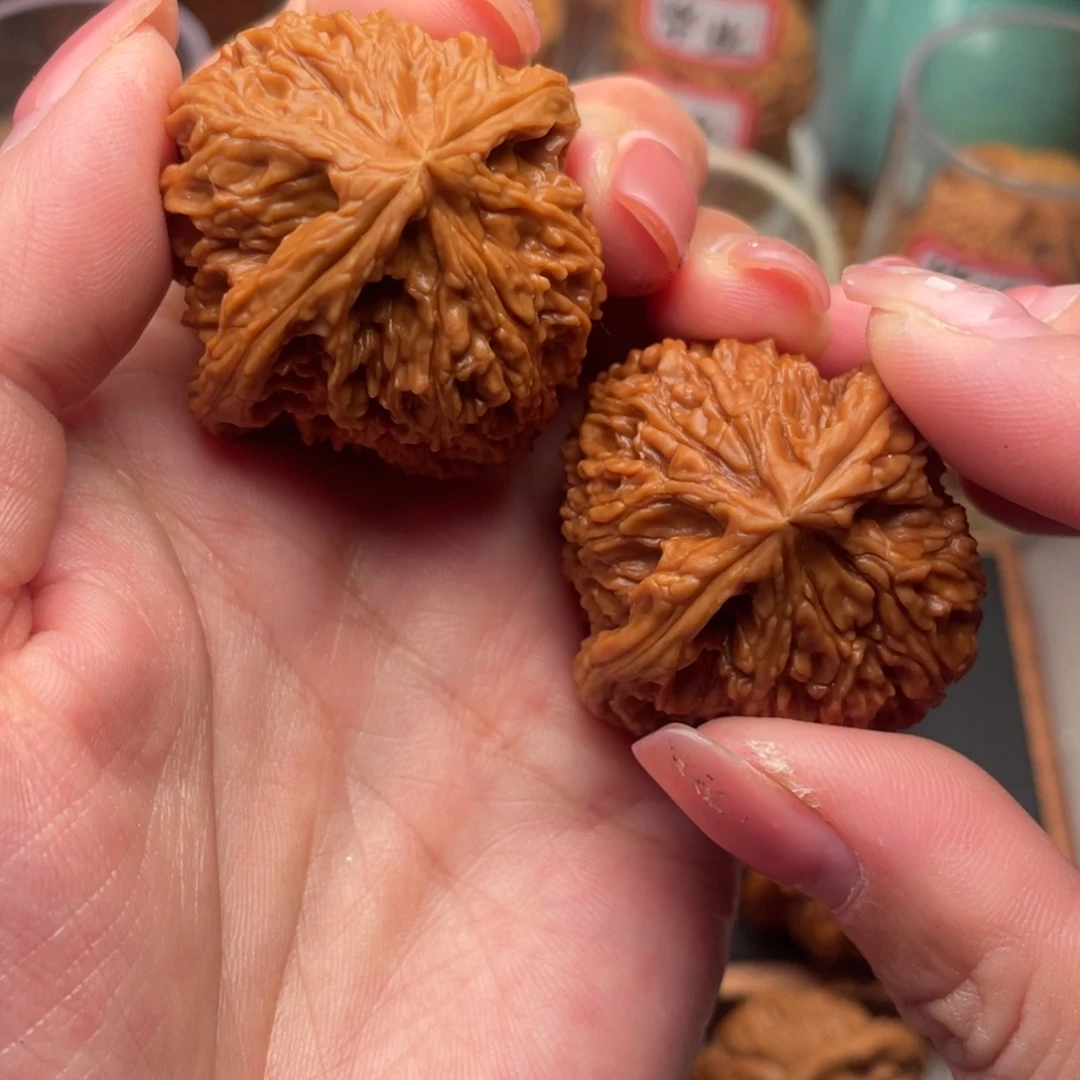 L***e把件桃核全品高炮南疆40