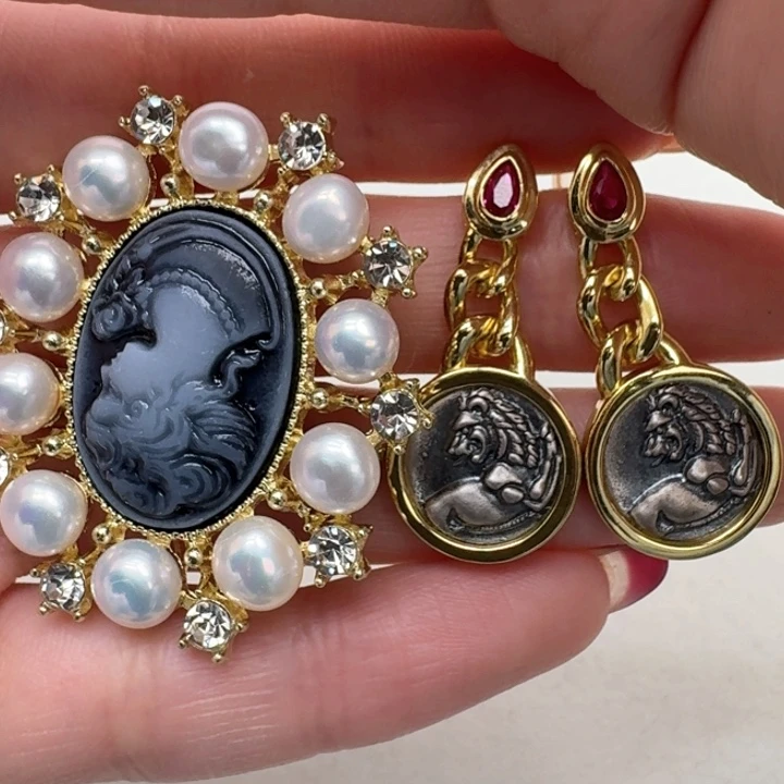 淡水珍珠耳饰未镶嵌