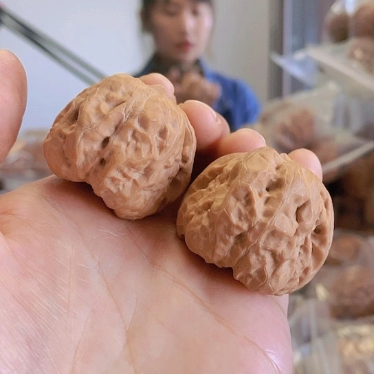 【闪购商品】把件文玩核桃37蛤蟆头红皮