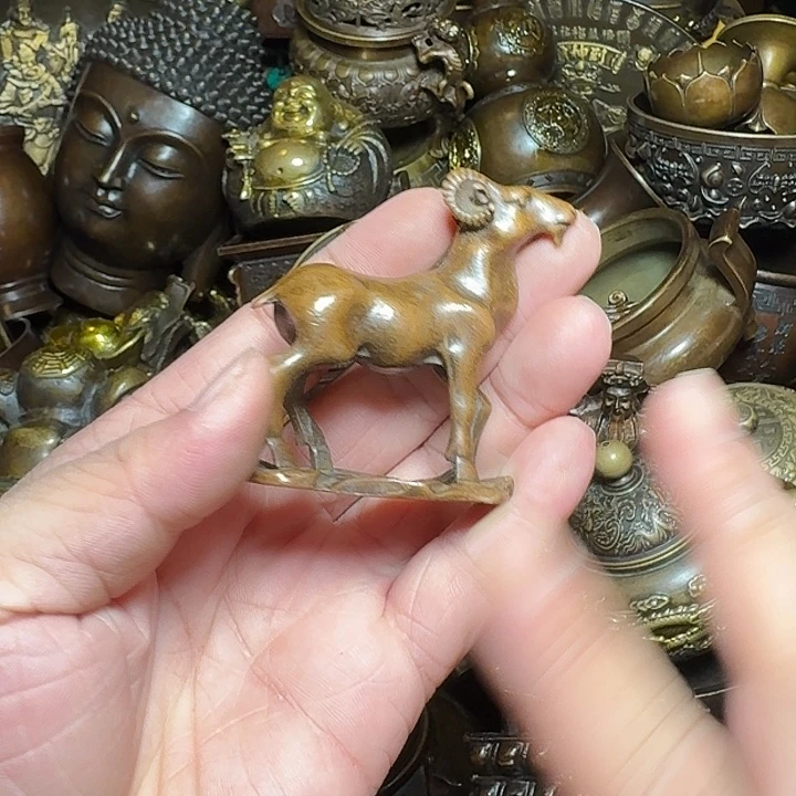 铜器摆件收收藏藏