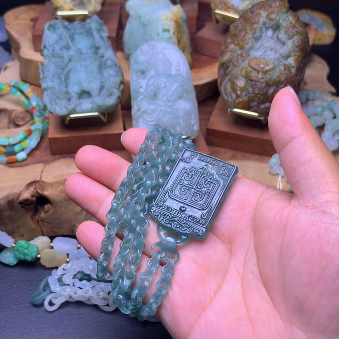 檀***阁定制翡翠未镶嵌翡翠