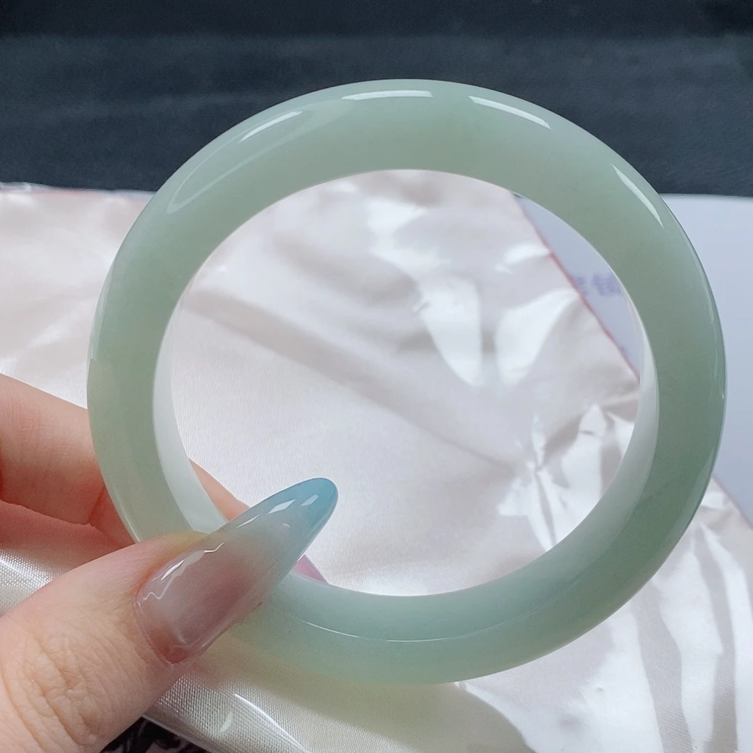 【闪购商品】未镶嵌手镯翡翠560号