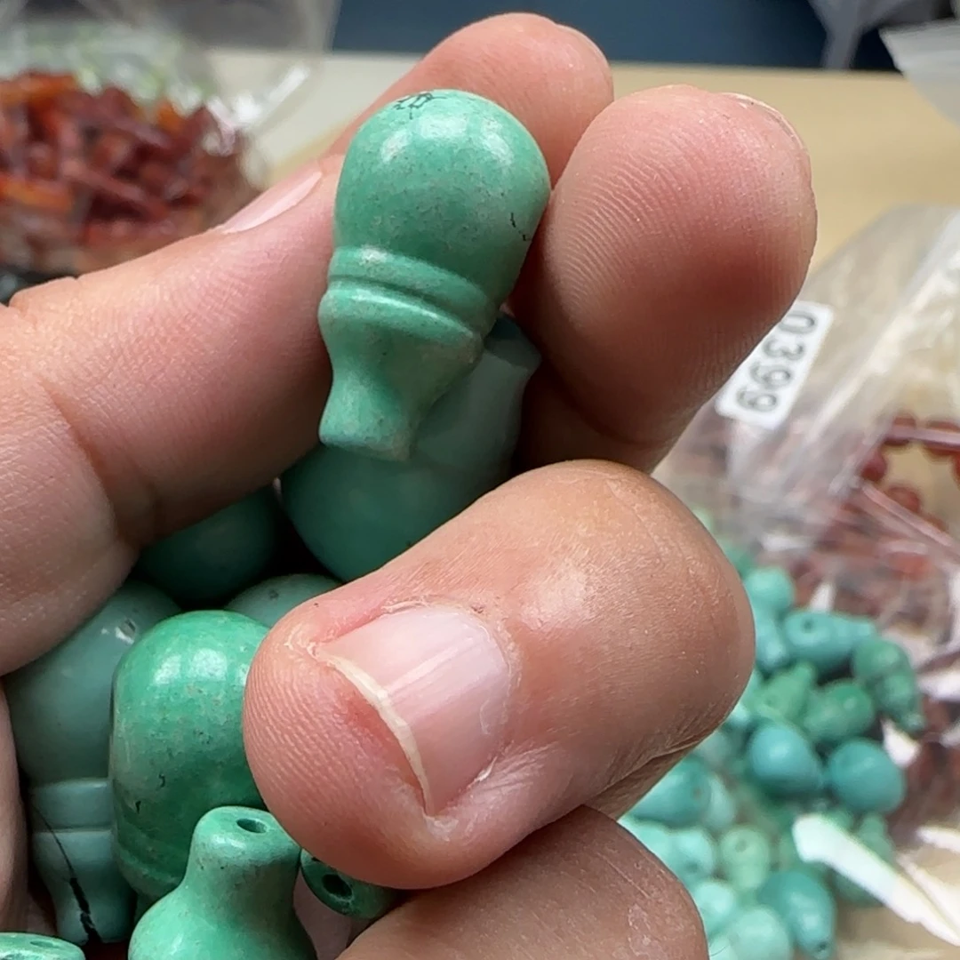 白玉菩提吊坠蓝色5360