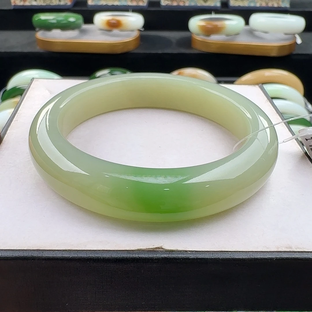 未镶嵌手镯和田玉55.8