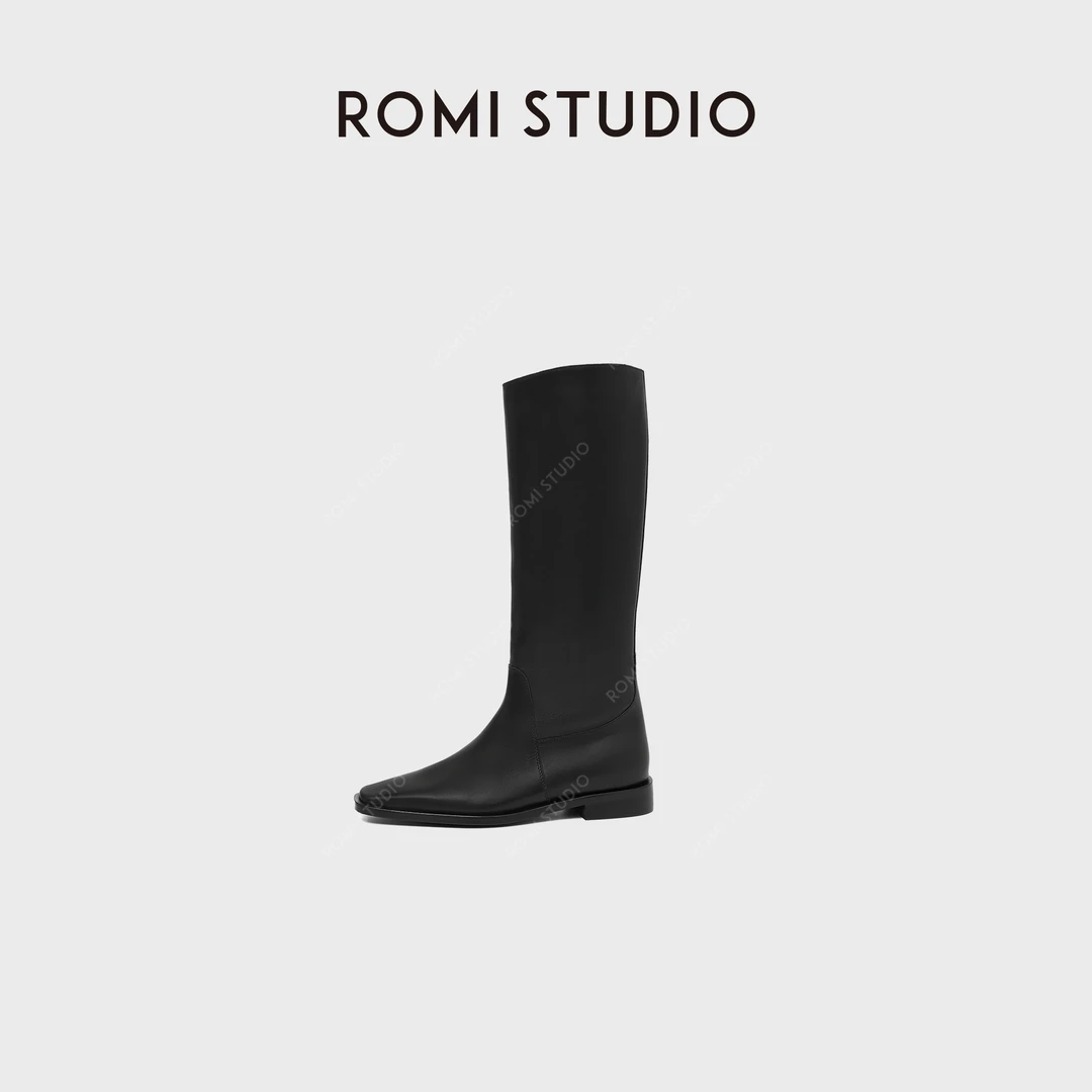 ROMI STUDIO“率性利落”牛皮拼羊皮粗跟方头长筒靴 RW24WP30718