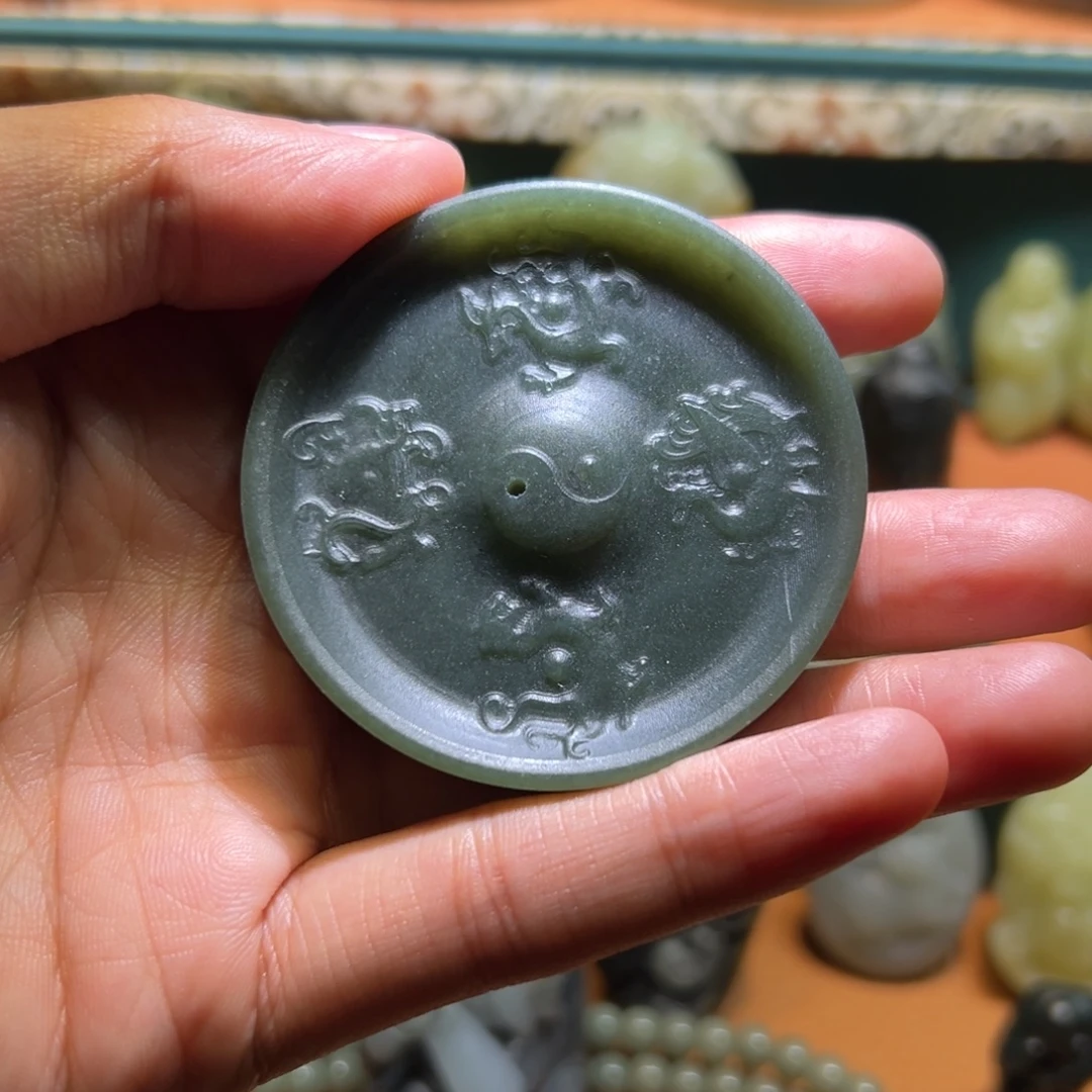 和田玉未镶嵌挂件