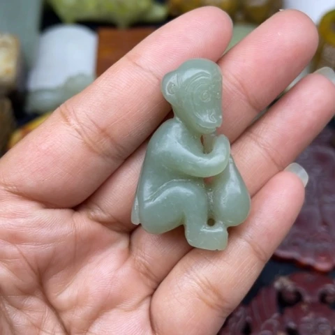 和田玉未镶嵌颈饰13