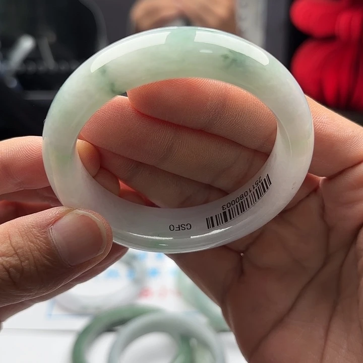 翡翠未镶嵌手镯55 95