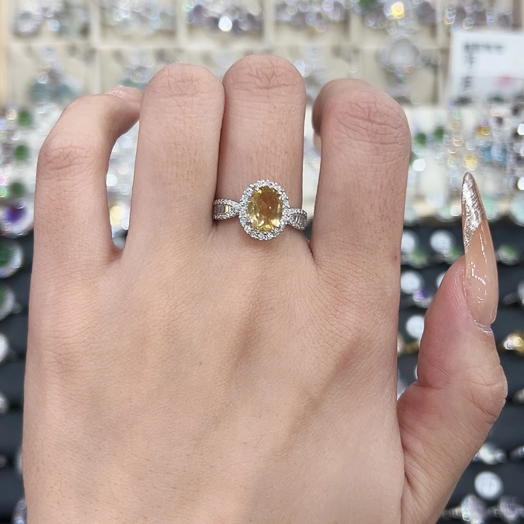 银S925镶嵌黄晶戒指