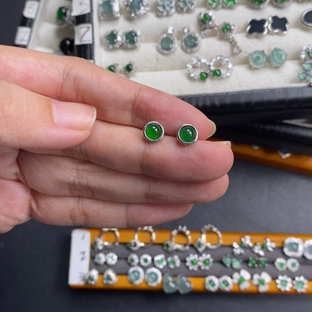 未镶嵌挂件翡翠翡翠