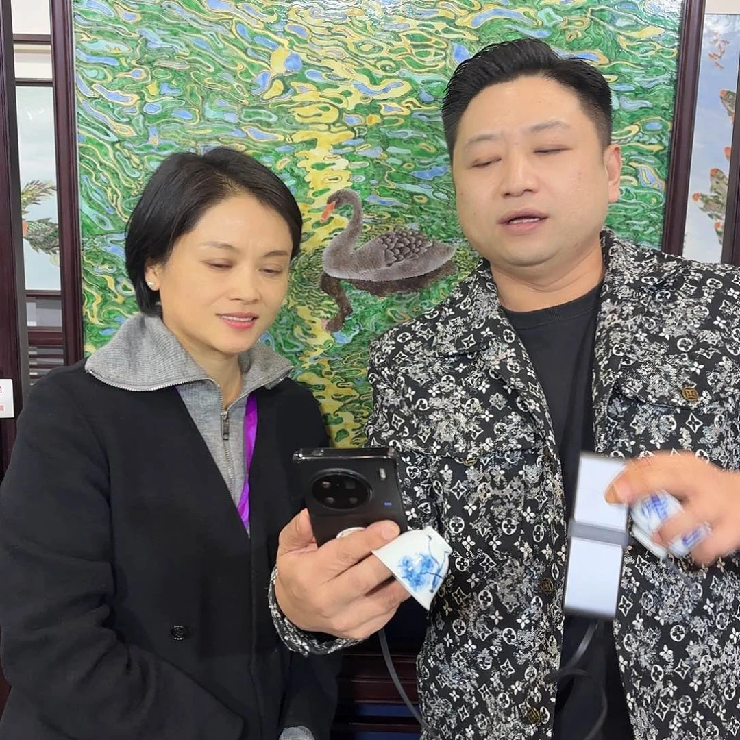 飙***袜哈哈哈哈哈哈哈哈哈哈