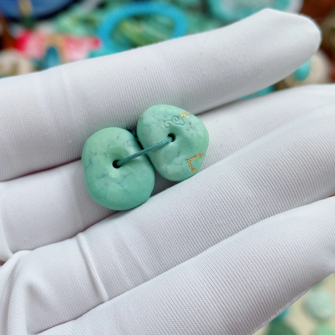 未镶嵌绿松石珠宝奇石