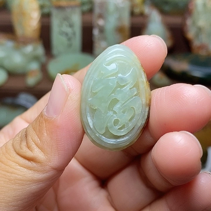 岫岩河磨玉（透闪石质玉）未镶嵌颈饰