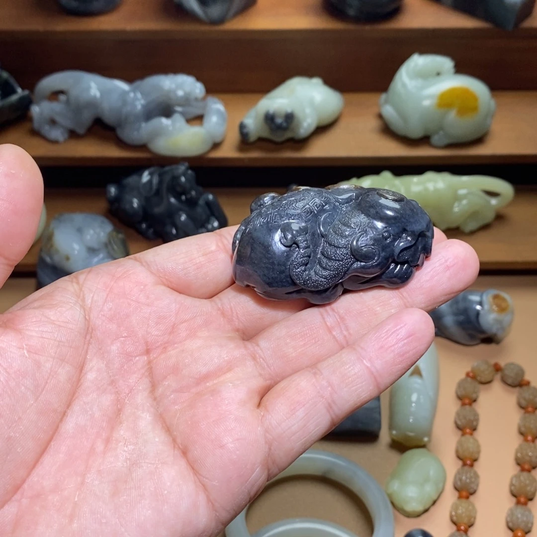 未镶嵌和田玉把件