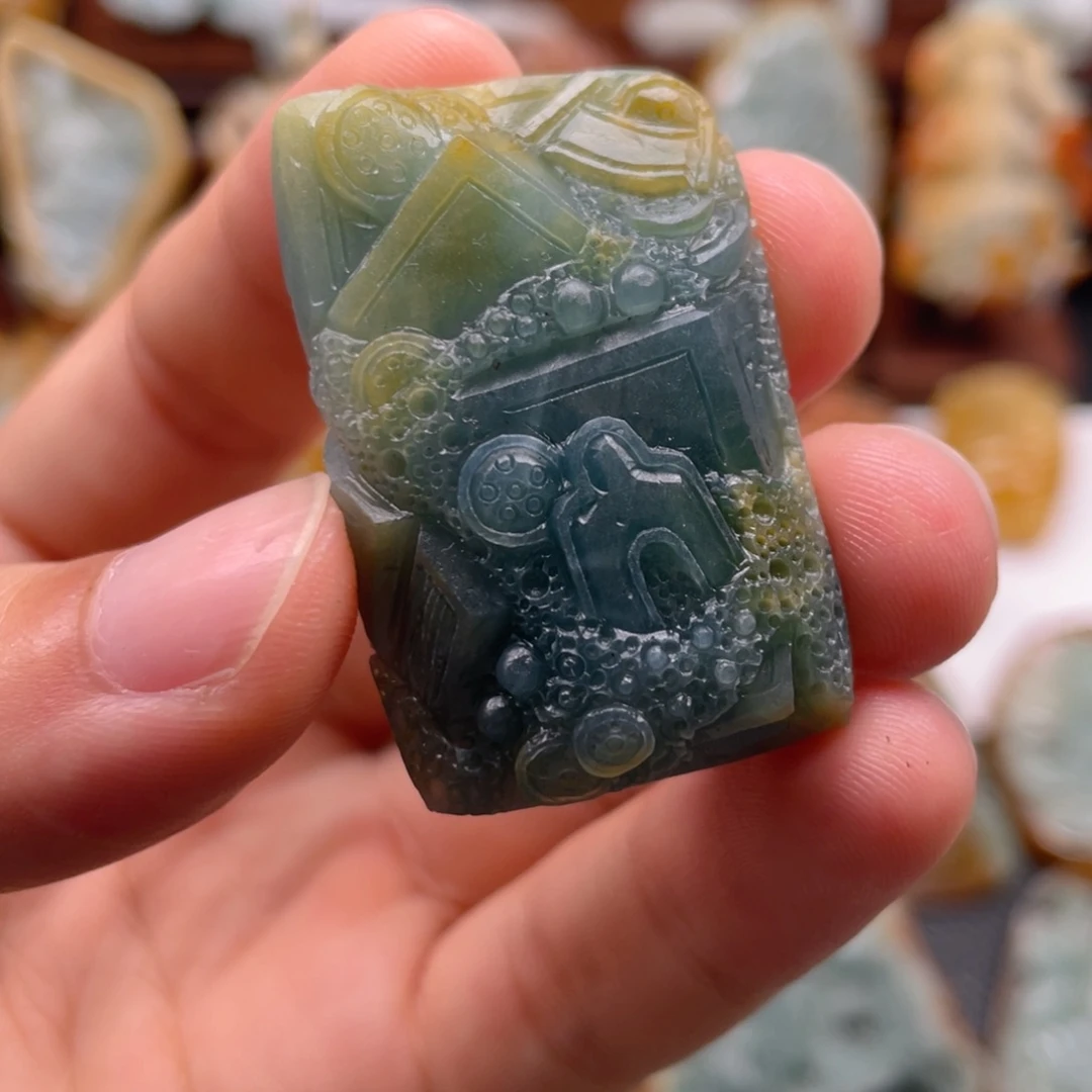 未镶嵌定制翡翠翡翠
