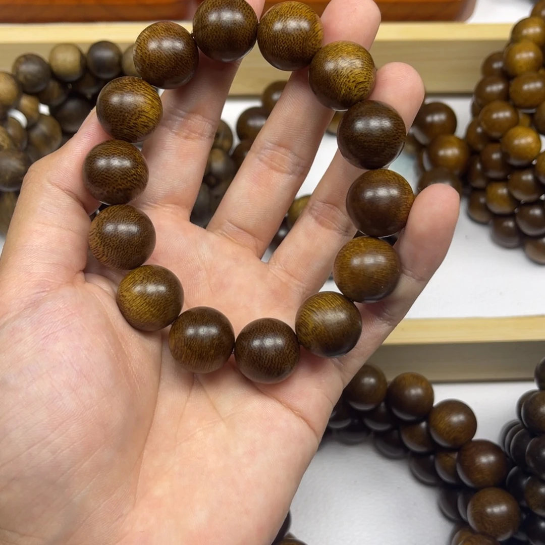 王***，沉香手串越南芽庄黄棋楠1.6