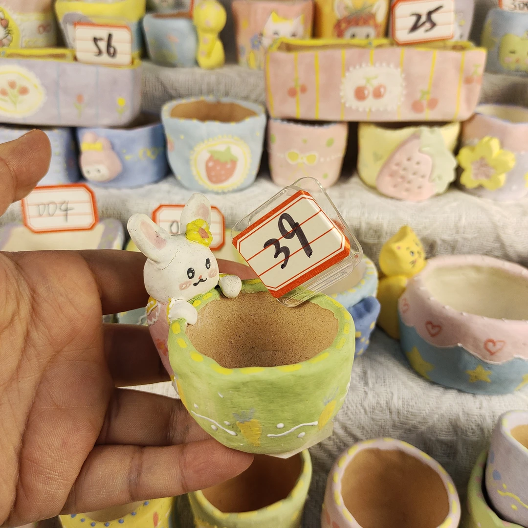 手工釉烧立体兔兔抱盆多肉花盆