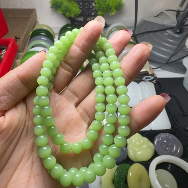 天然新疆和田碧玉苹果绿108颗珠链