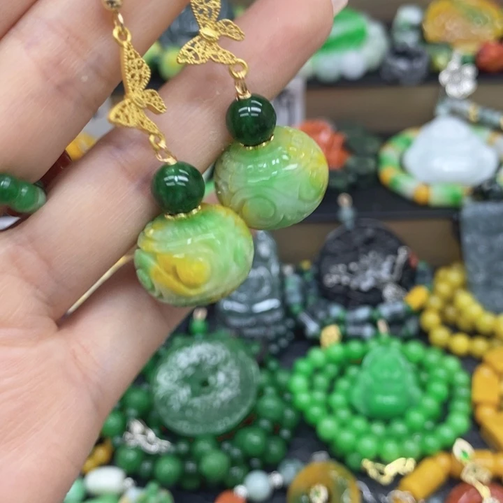 翡翠未镶嵌颈饰耳坠29