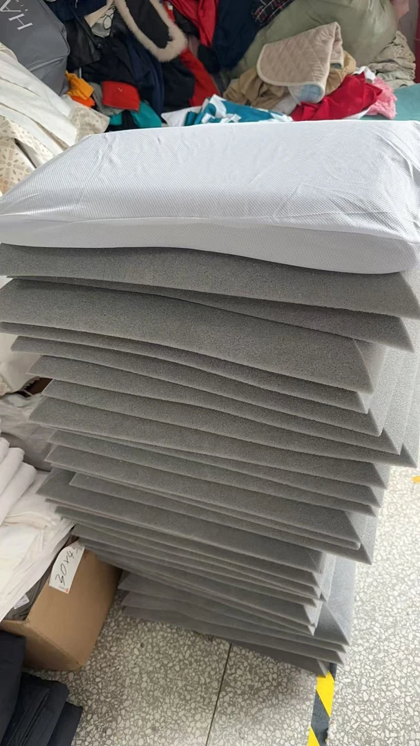 《兵哥外贸》35*55白色海绵枕 发一个