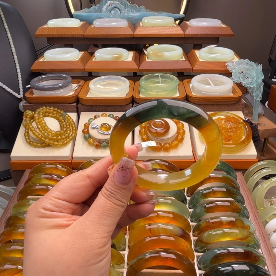 蛇纹石玉未镶嵌57-58