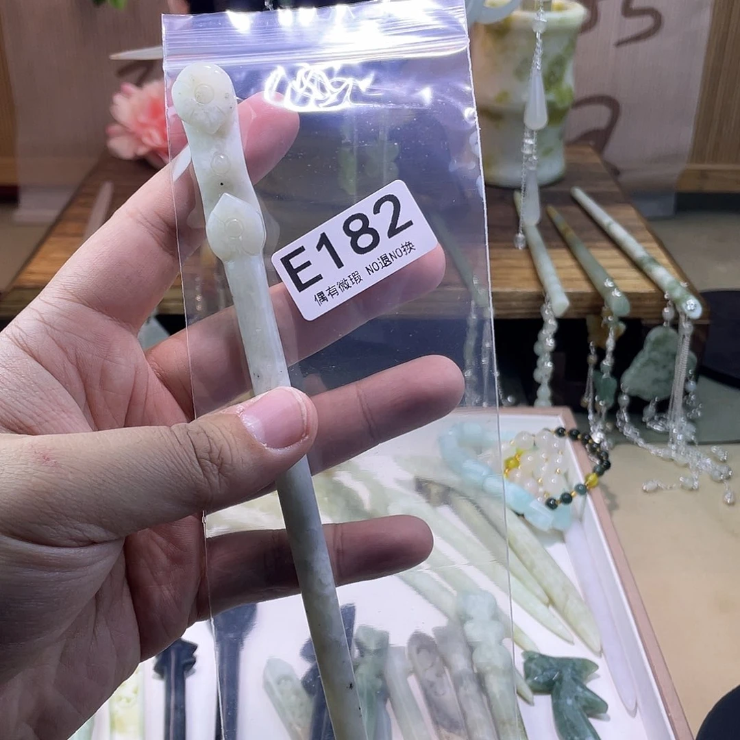 蛇纹石玉发饰银S925镀金镶嵌得****）