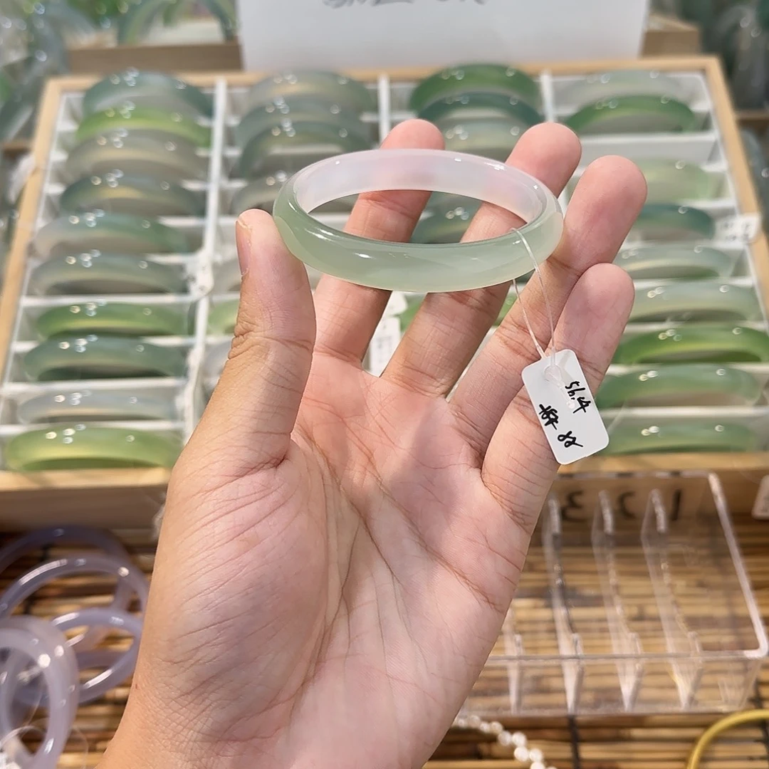 玛瑙/玉髓未镶嵌手镯圈口56.4