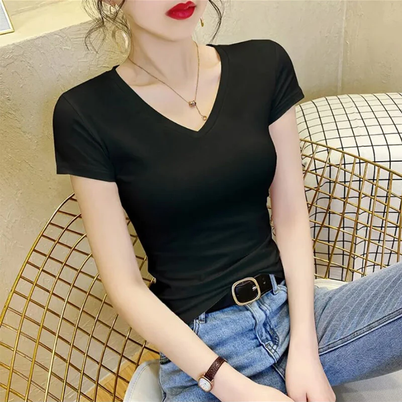 黑色短袖T恤女修身V领上衣减龄百搭2025夏季新款半袖体恤纯色打底