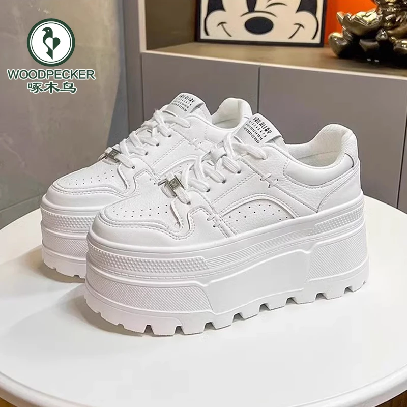 啄木鸟厚底小白鞋2025秋冬季款小个子增高松糕鞋轻便休闲运动板鞋
