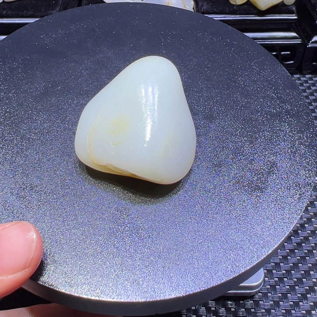 和田玉（子料）未镶嵌颈饰51克-10