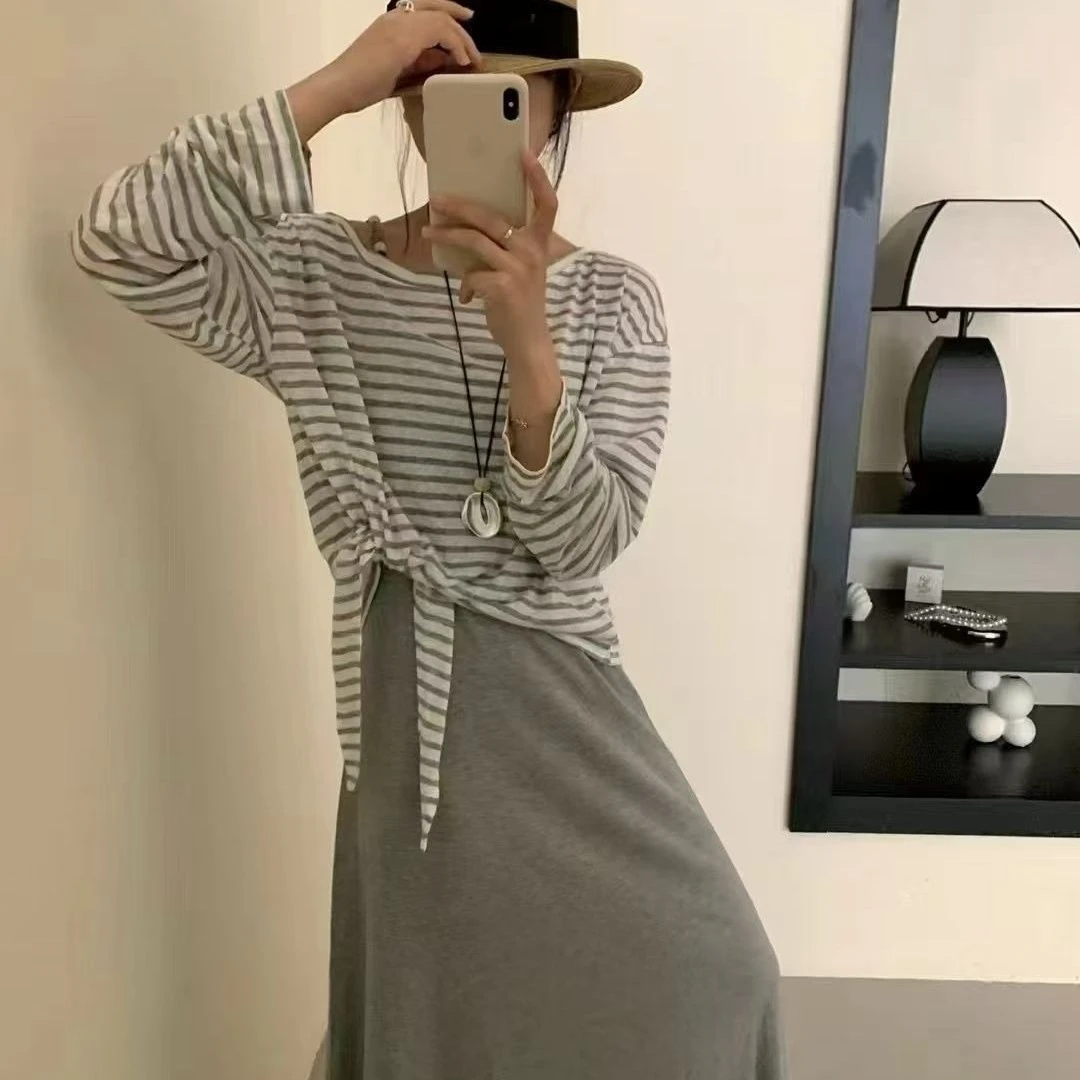 秋季裙子套装爆款洋气秋天入秋两件套连衣裙2025新款条纹披肩配
