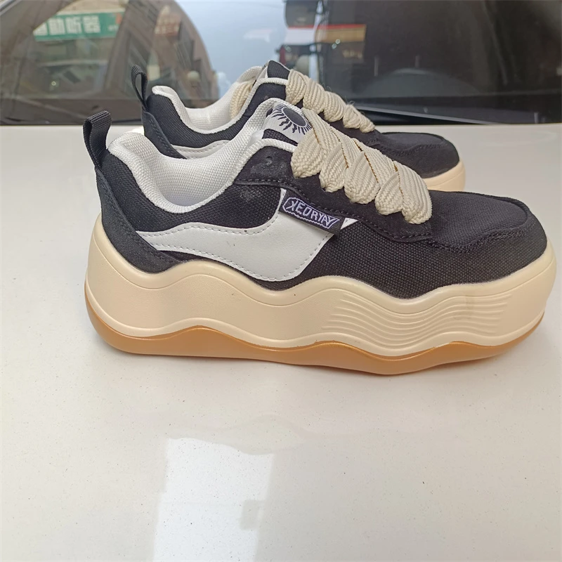 板鞋女小众设计感潮鞋同款帆布面包鞋情侣松糕波浪底厚底老爹鞋男