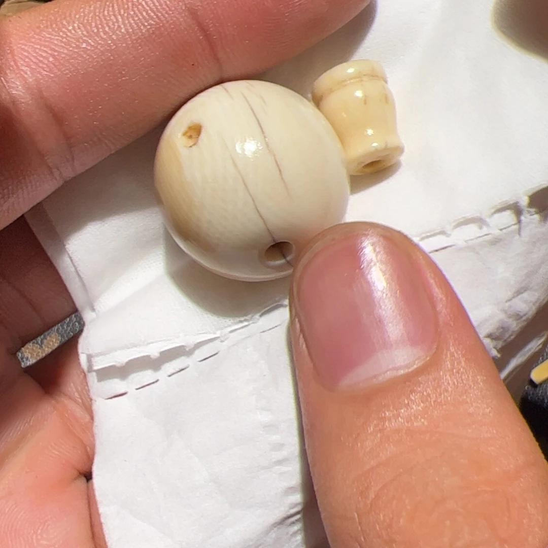 颈饰玻璃我也有很多