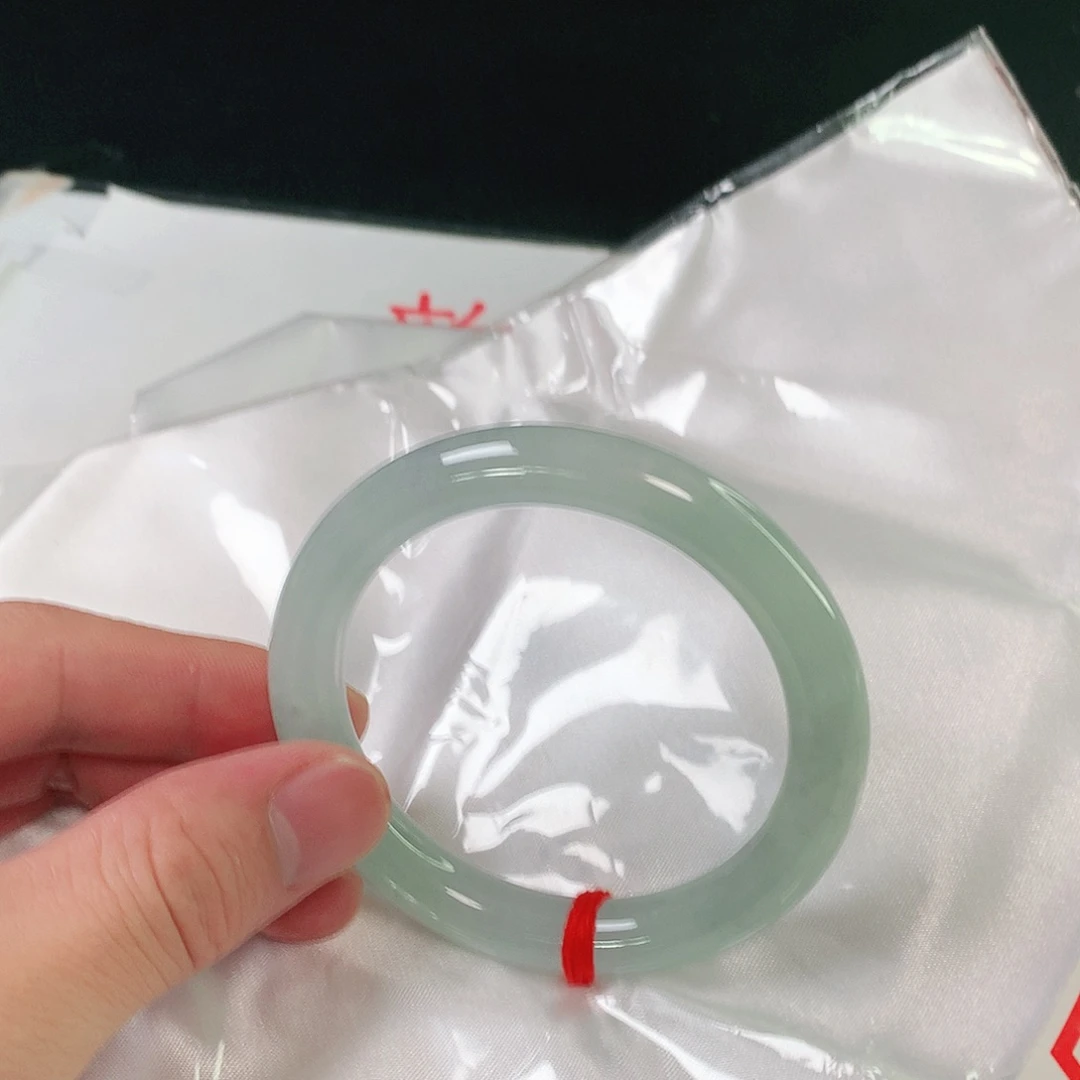 翡翠未镶嵌手镯202
