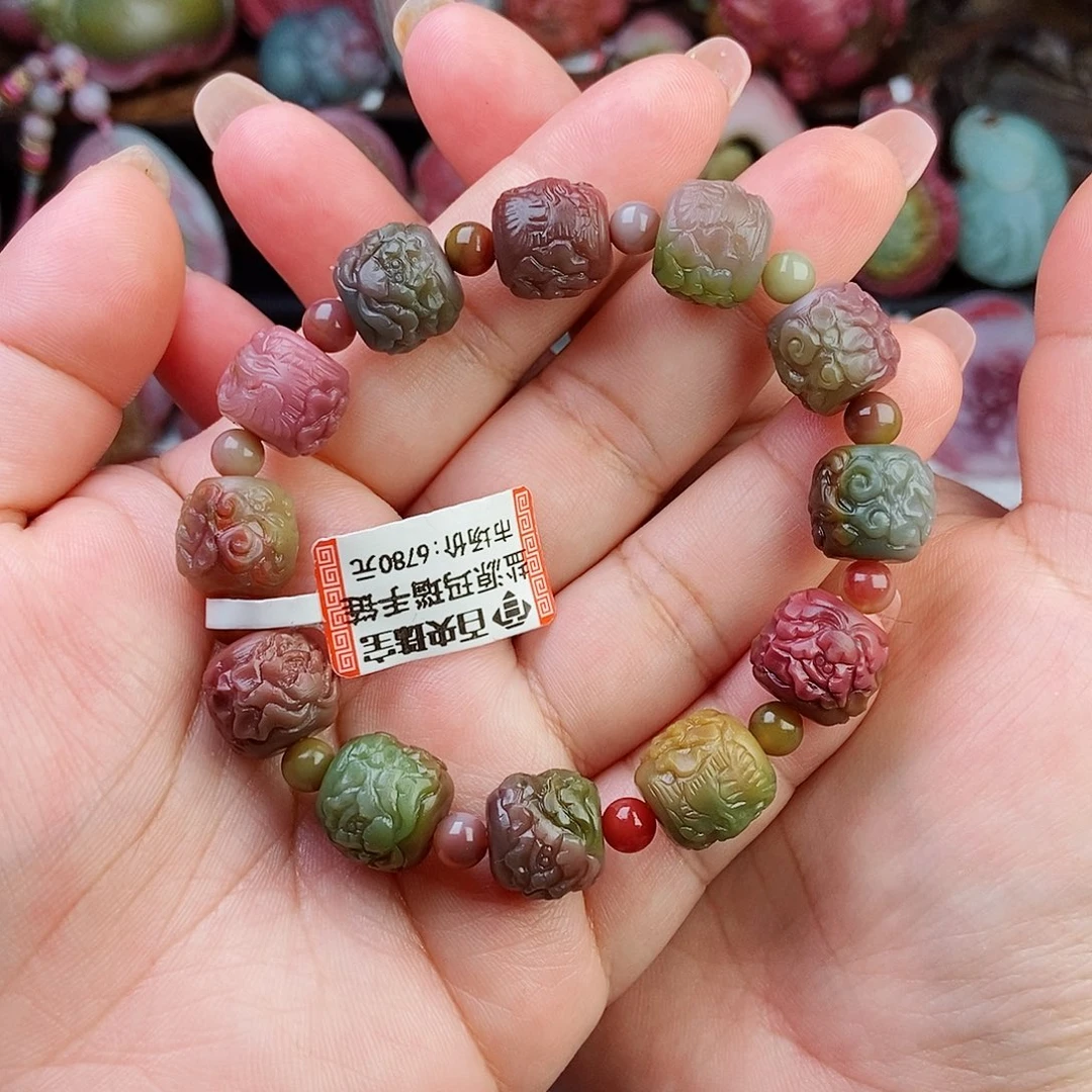 未镶嵌石英质玉（盐源）珠宝半成品