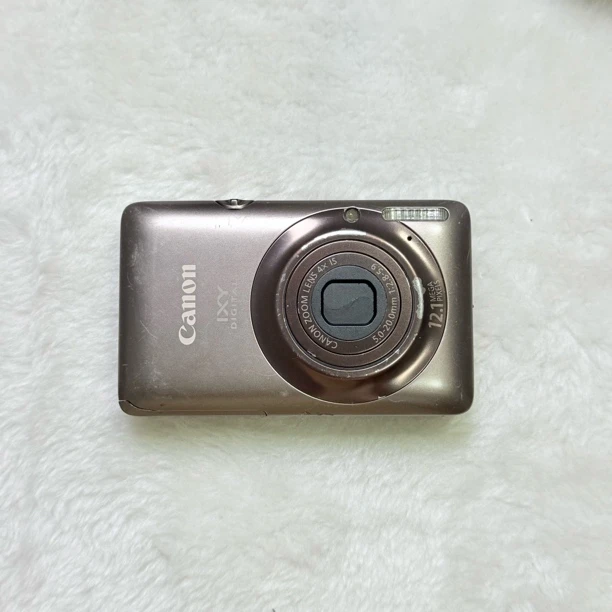 9新 Canon/佳能 IXUS120IS 1210w像素4倍光学变焦一点掉漆